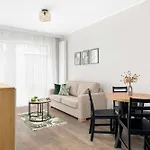Prestigious With Terrace And Parking Close To The Airport By Renters Prestige Lejlighed