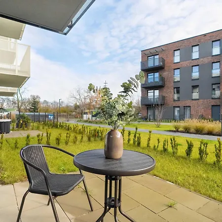 Prestigious With Terrace And Parking Close To The Airport By Renters Prestige Πόζναν